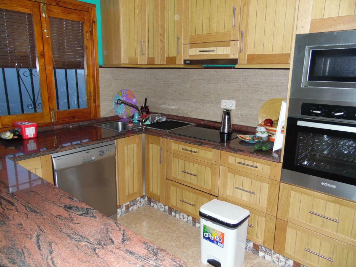 Cortijo De La Cruz Villa Iznájar Eksteriør billede