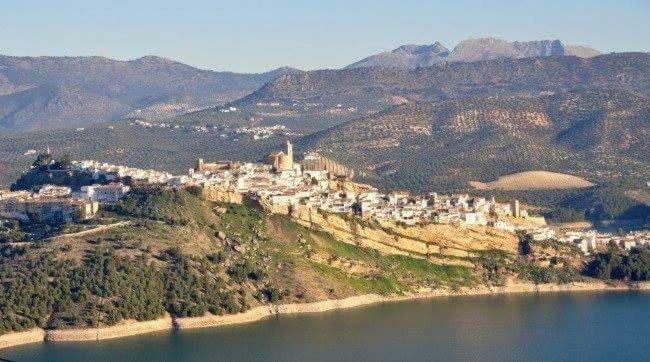 Cortijo De La Cruz Villa Iznájar Eksteriør billede