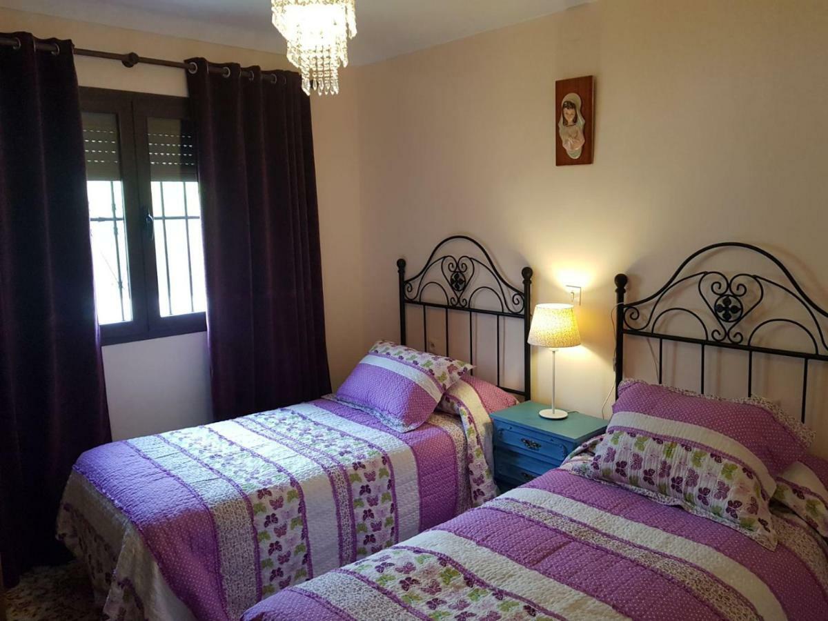 Cortijo De La Cruz Villa Iznájar Eksteriør billede
